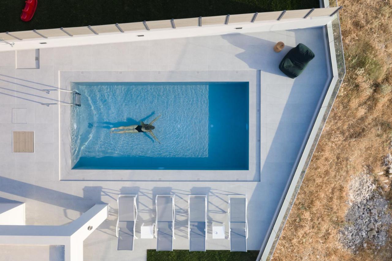 Eolides Villas , Quite Idyll Of Rural Bliss,By Thinkvilla Lambiní Exterior foto