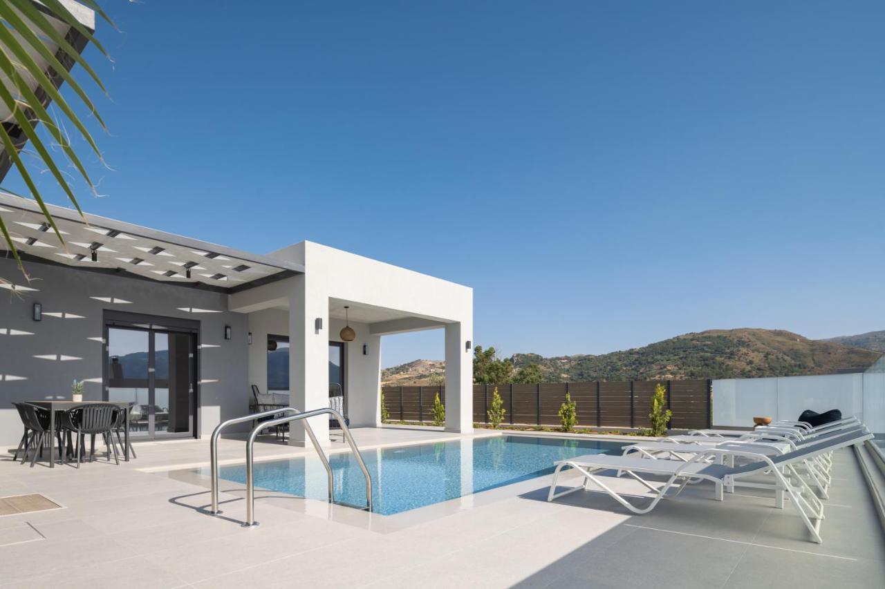Eolides Villas , Quite Idyll Of Rural Bliss,By Thinkvilla Lambiní Exterior foto