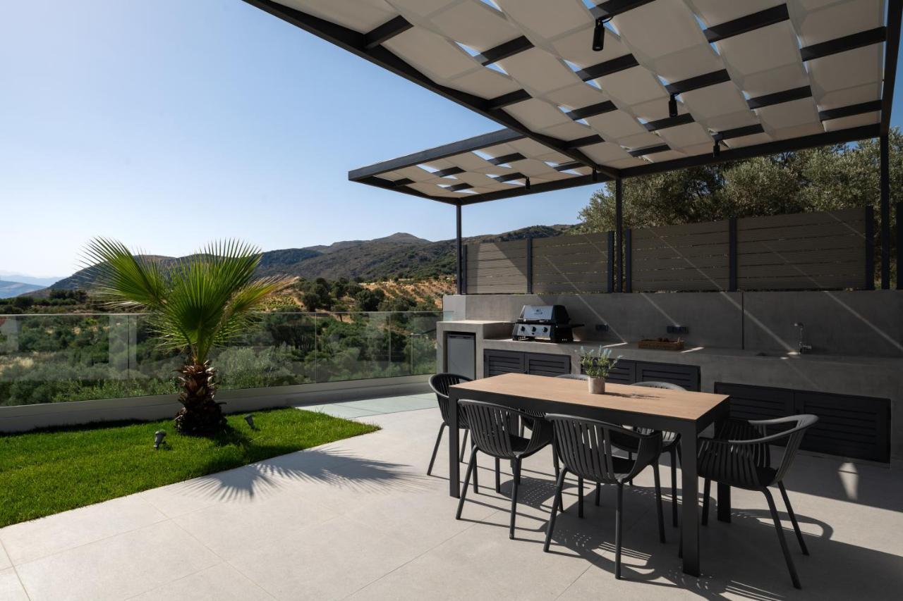 Eolides Villas , Quite Idyll Of Rural Bliss,By Thinkvilla Lambiní Exterior foto